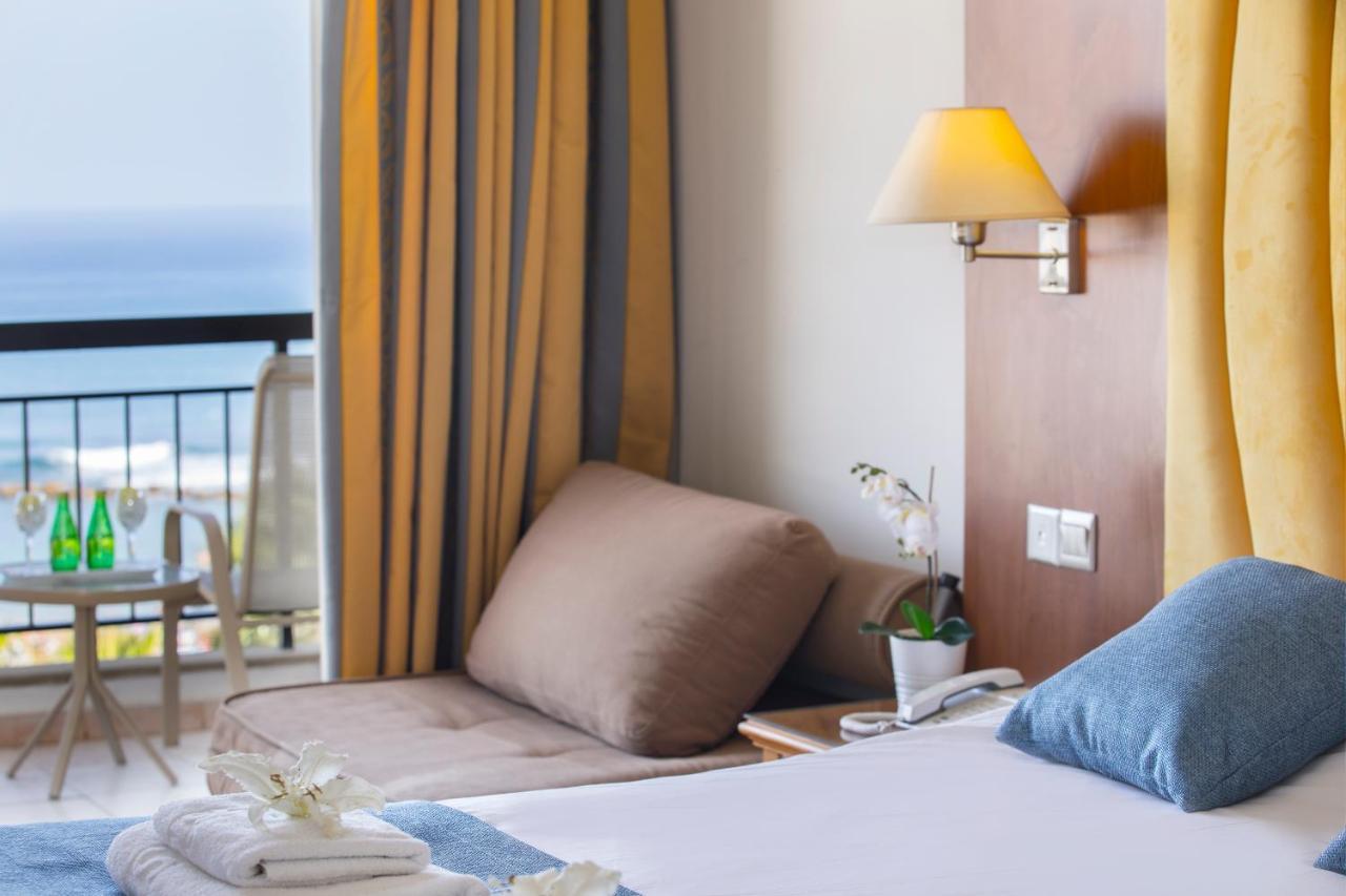 Anastasia Waterpark Beach Resort Protaras Luaran gambar