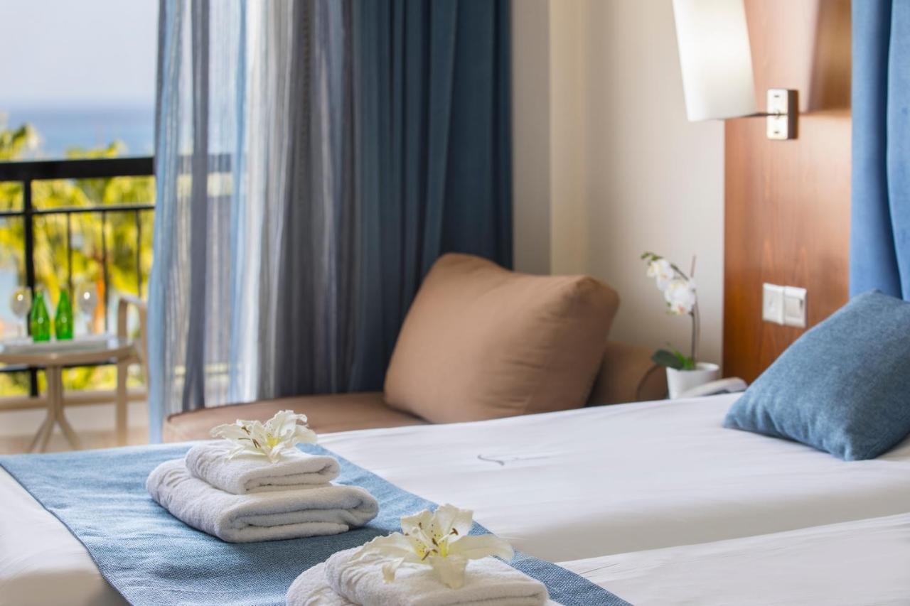 Anastasia Waterpark Beach Resort Protaras Luaran gambar